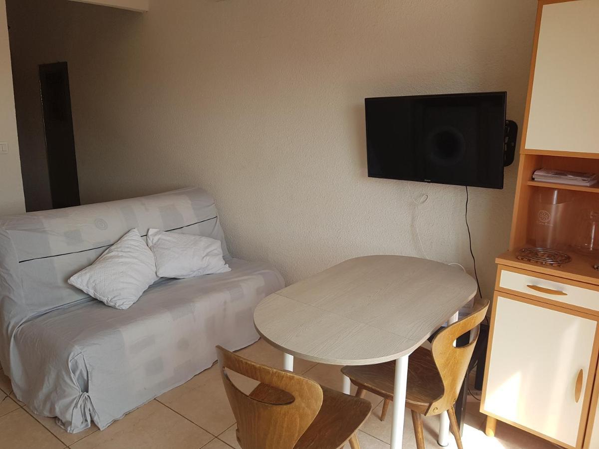 Joli Appartement, Terrasse Plein Sud Roquebrun Buitenkant foto